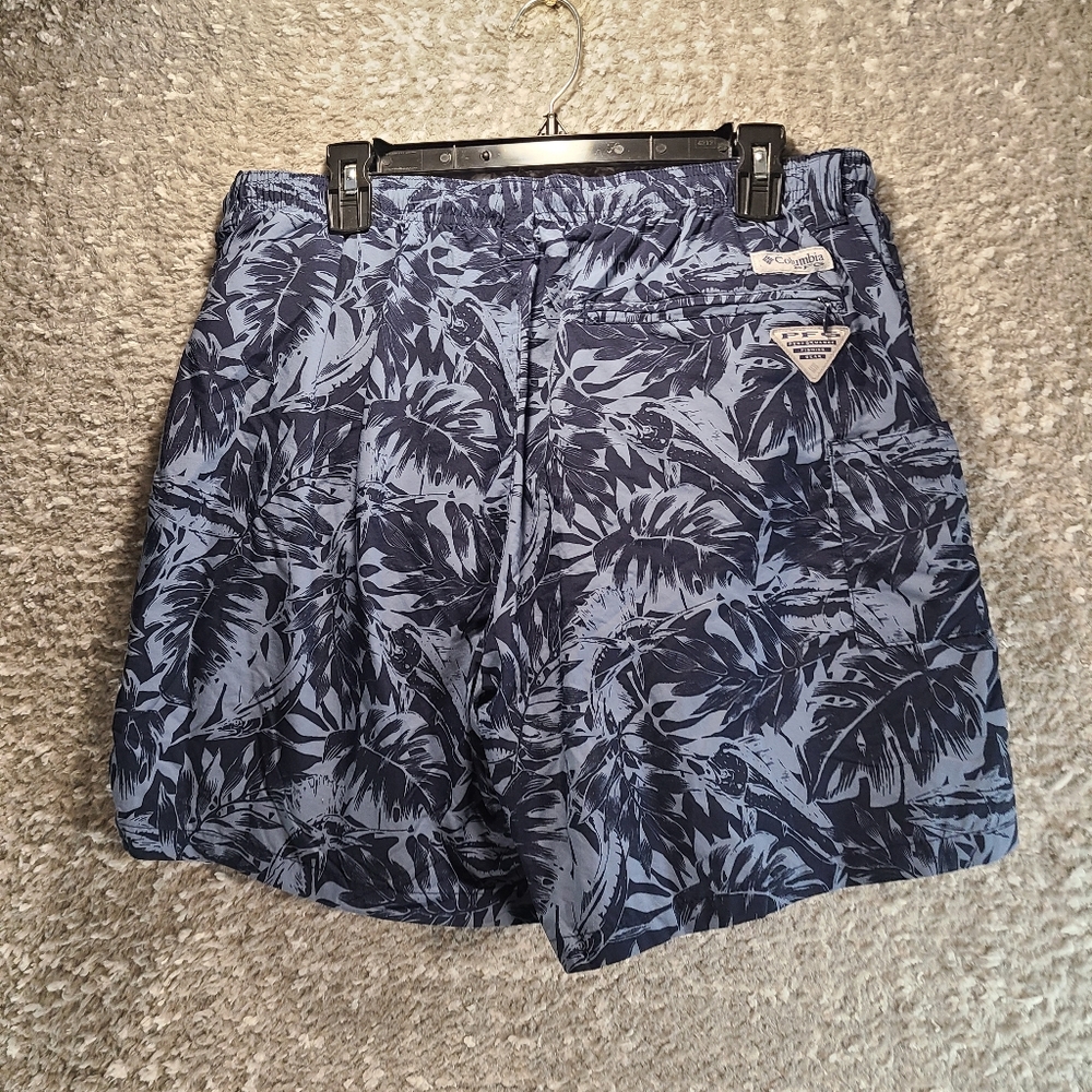 Columbia PFG Swim Trunks Floral Omni-Shade Large Lined Nylon Back Zip Pocket